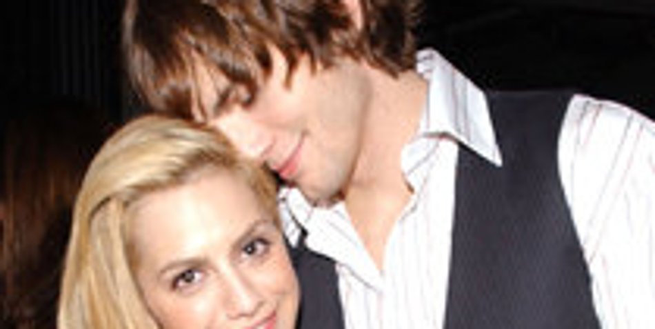 Brittany Murphy: Ashton Kutcher trauert Brittany Murphy: Ashton Kutcher trauert