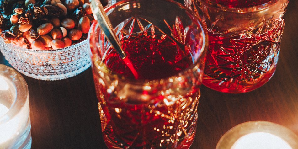 Glühwein mal anders: So machst du finnischen Glögi Glühwein mal anders: So machst du finnischen Glögi