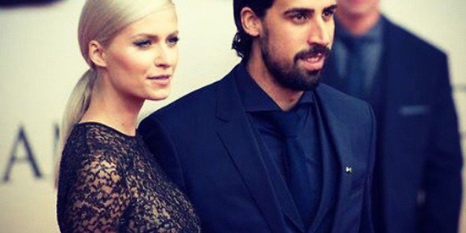 Lena Gercke lacht über Trennungsgerüchte Lena Gercke lacht über Trennungsgerüchte