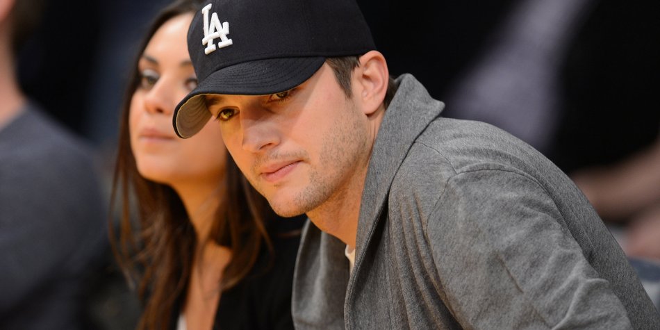 Ashton Kutcher hält seine Beziehung geheim Ashton Kutcher hält seine Beziehung geheim