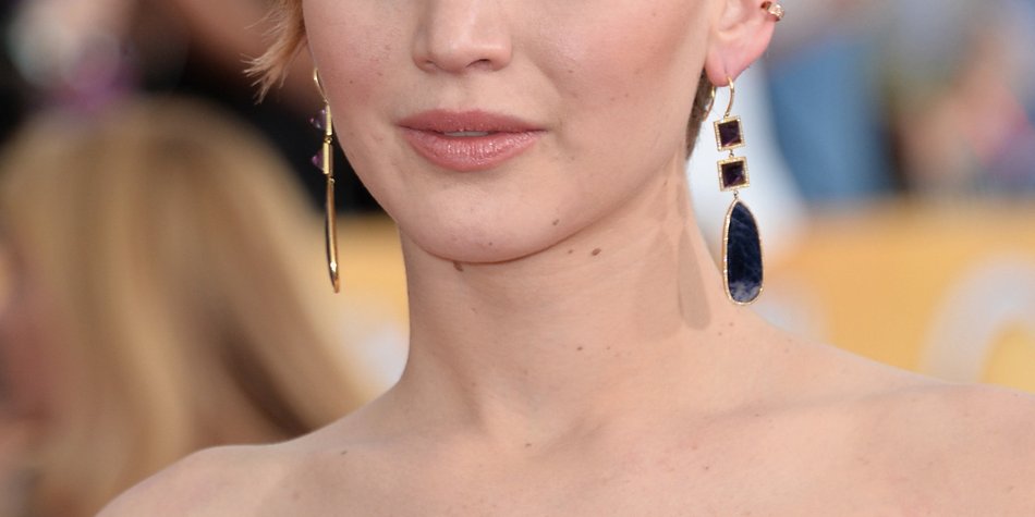 Jennifer Lawrence besucht ein Coldplay-Konzert Jennifer Lawrence besucht ein Coldplay-Konzert