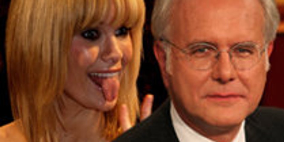 Harald Schmidt leckt Pocher-Ex Monica Ivancan aus dem Bauchnabel Harald Schmidt leckt Pocher-Ex Monica Ivancan aus dem Bauchnabel