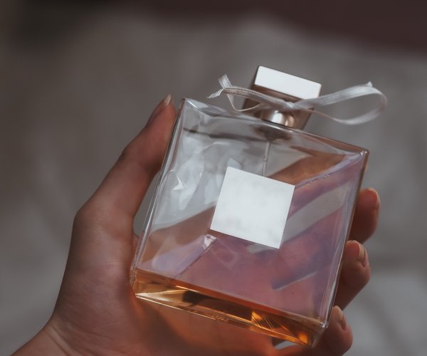 Wie eine Blumenwiese im Frühling Das neue dm Parfum bringt blumige