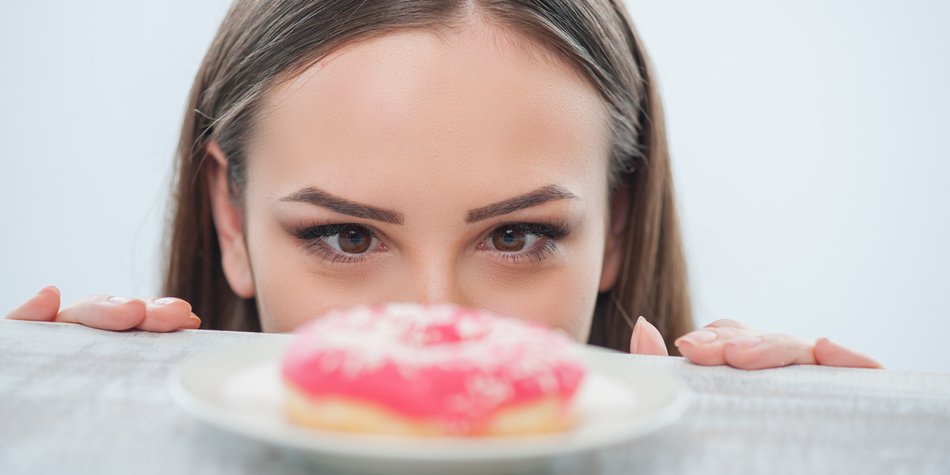 Dieser einfache Trick hilft gegen Heißhunger Dieser einfache Trick hilft gegen Heißhunger
