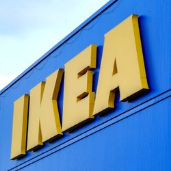 Edler Industrie-Look: Dieser Ikea-Couchtisch wirkt teurer als er ist