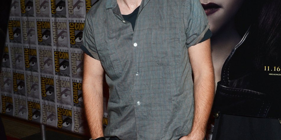 Robert Pattinson wird homosexuell Robert Pattinson wird homosexuell