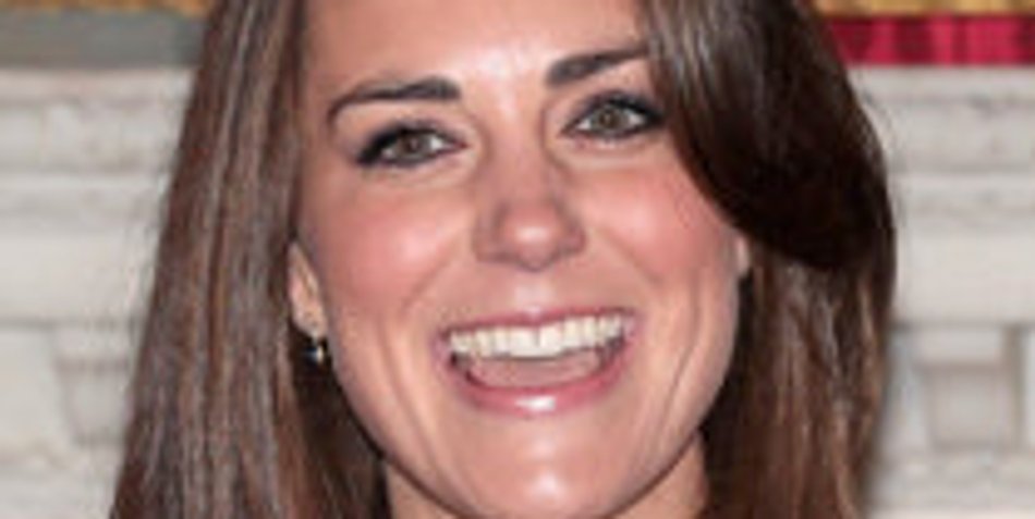 Kate Middleton: Muss Camilla vor ihr den Knicks machen? Kate Middleton: Muss Camilla vor ihr den Knicks machen?