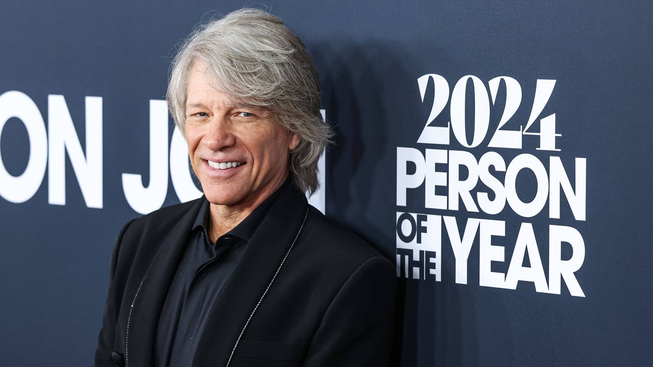 Jon Bon Jovi wurde zur MusiCares-Person des Jahres 2024 ernannt.