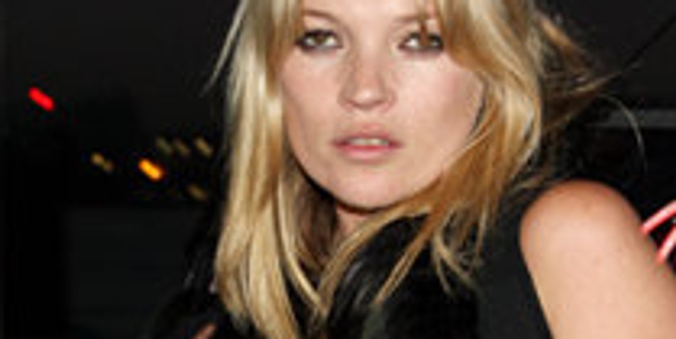 Kate Moss: Langeweile an Silvester Kate Moss: Langeweile an Silvester