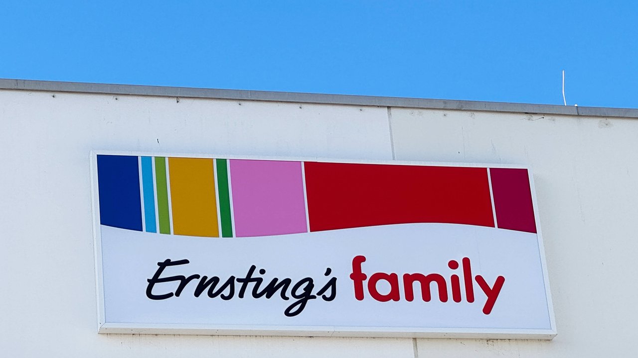 Bei Ernsting's family findest du alles für den Urlaub. Bei Ernsting's family findest du alles für den Urlaub.