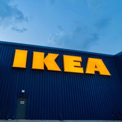 Simpler Ikea-Hack: So wird eine Vase für wenig Geld zum Deko-Highlight