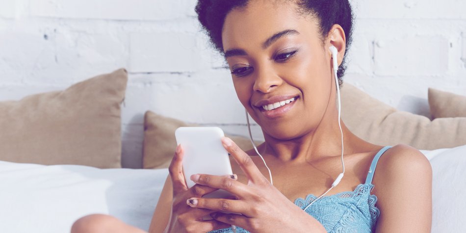 Die 6 aktuell besten Sex-Podcasts, von denen du viel lernen kannst Die 6 aktuell besten Sex-Podcasts, von denen du viel lernen kannst