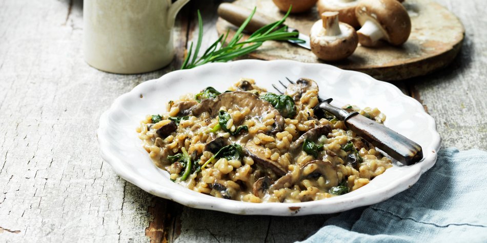 Risotto aufwärmen: Mit diesen Methoden bleibt es cremig und lecker Risotto aufwärmen: Mit diesen Methoden bleibt es cremig und lecker