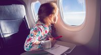 Flugreisen mit Kindern: Darauf solltest du achten
