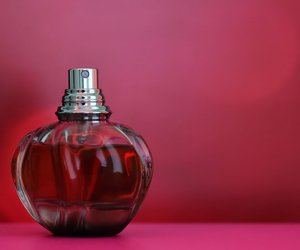 Gourmand-Duft zum Schnäppchenpreis: Dieses Parfum von Rossmann musst du probieren