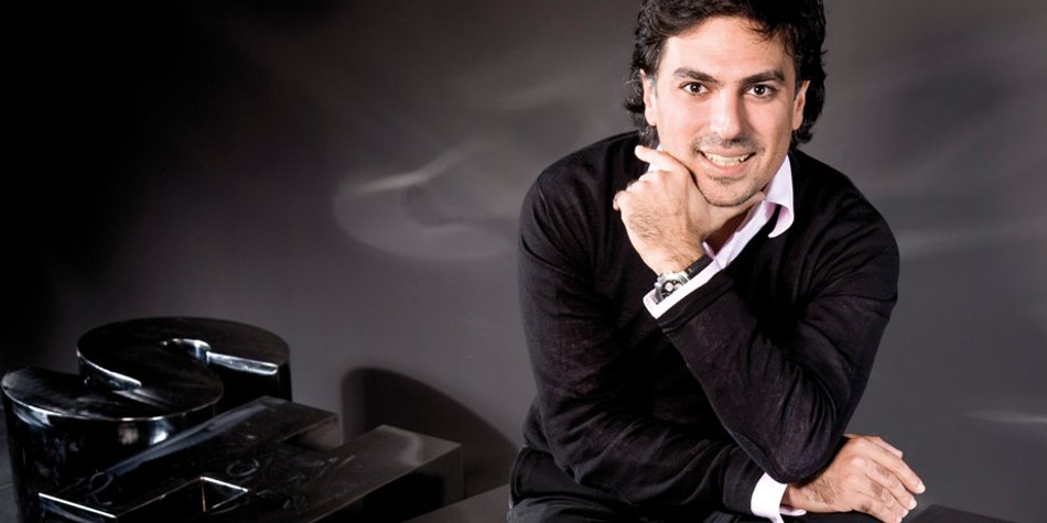 Haar-Pflege: Interview mit Luxus-Coiffeur Shan Rahimkhan! Haar-Pflege: Interview mit Luxus-Coiffeur Shan Rahimkhan!