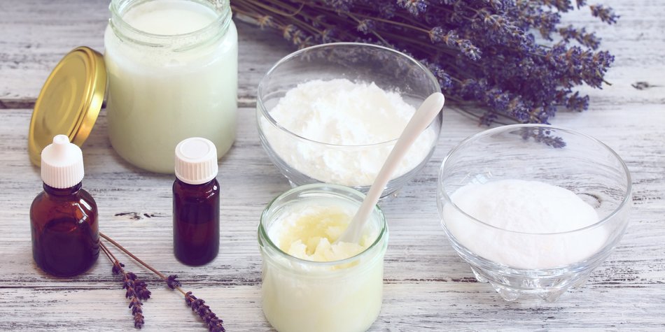 Deocreme selber machen: Mit diesen Zutaten wirkt sie zuverlässig Deocreme selber machen: Mit diesen Zutaten wirkt sie zuverlässig