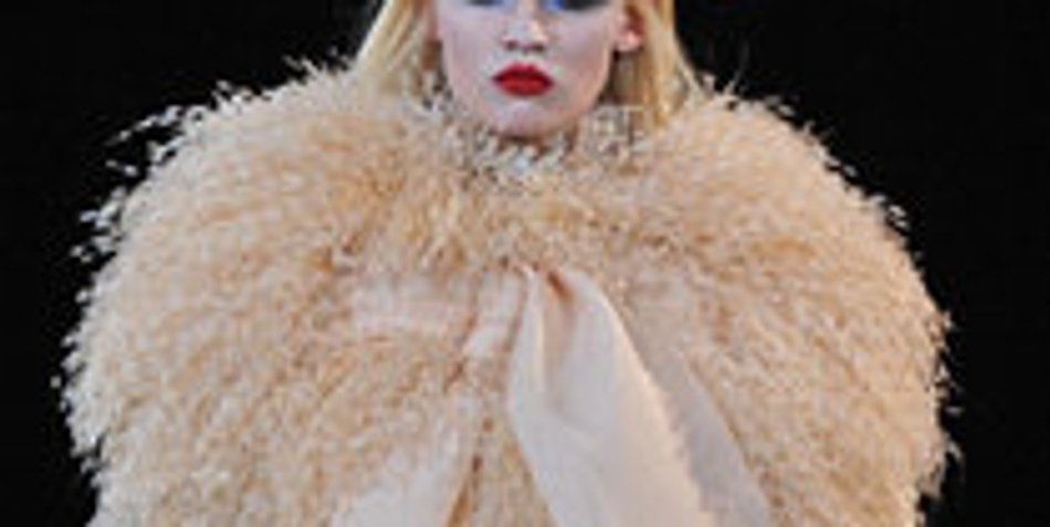 Fashion Week Paris: Givenchy setzt auf Exklusivität Fashion Week Paris: Givenchy setzt auf Exklusivität