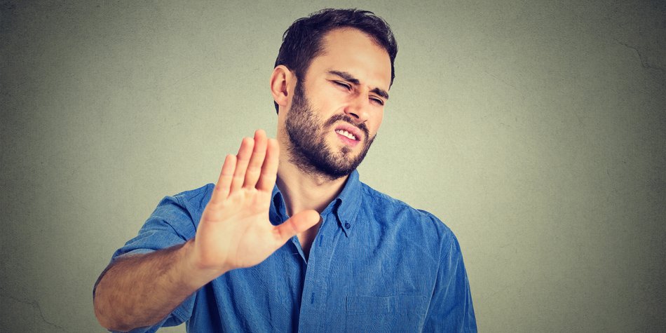 Männer-Gedanken, wenn sie dein Geschenk hassen Männer-Gedanken, wenn sie dein Geschenk hassen