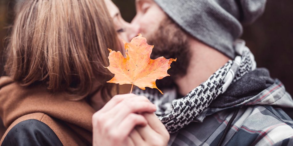 Liebt euch! Darum ist der Herbst die heißeste Jahreszeit Liebt euch! Darum ist der Herbst die heißeste Jahreszeit