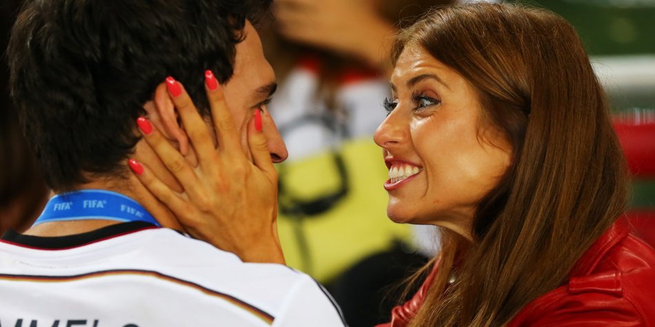 Cathy Hummels: Das Baby ist da! Cathy Hummels: Das Baby ist da!