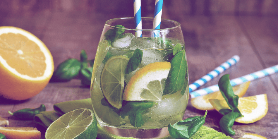 Gin Basil Smash ist der Trend-Drink des Sommers 2019 Gin Basil Smash ist der Trend-Drink des Sommers 2019