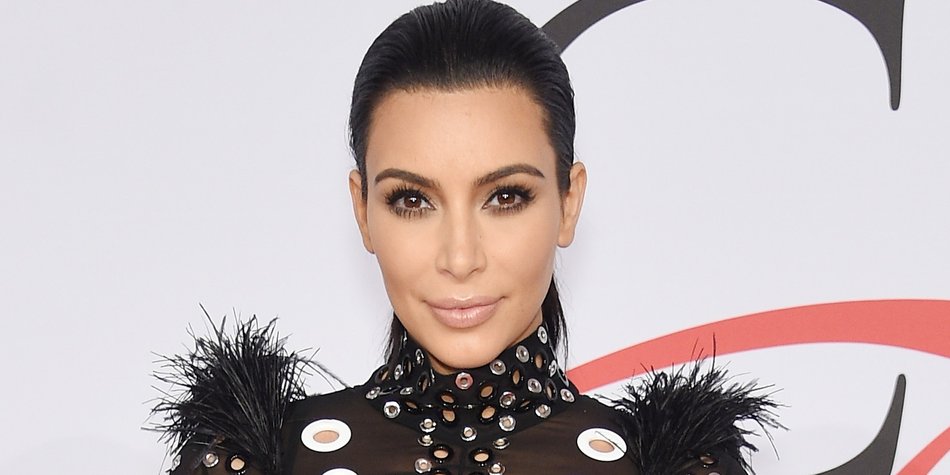 Kim Kardashian wäscht sich die Haare nur selten Kim Kardashian wäscht sich die Haare nur selten