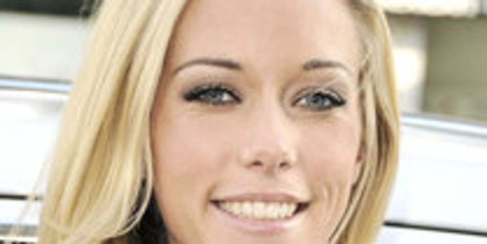 Kendra Wilkinson: Kleinere Brüste? Kendra Wilkinson: Kleinere Brüste?