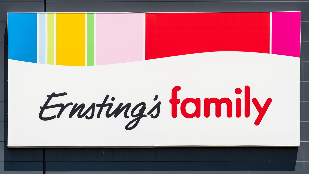 Dieser Hocker von Ernsting's family ist ein schickes Schnäppchen. Dieser Hocker von Ernsting's family ist ein schickes Schnäppchen.