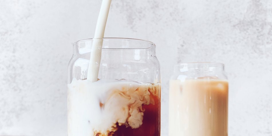 Erbsenmilch: So gesund ist die pflanzliche Milchalternative Erbsenmilch: So gesund ist die pflanzliche Milchalternative