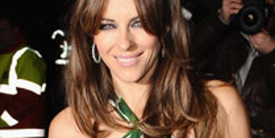 Liz Hurley bittet Arun Nayar um Vergebung Liz Hurley bittet Arun Nayar um Vergebung