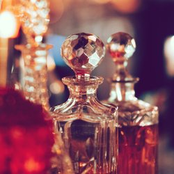 Orientalische Parfums: Opulente Düfte, auf die du garantiert angesprochen wirst 