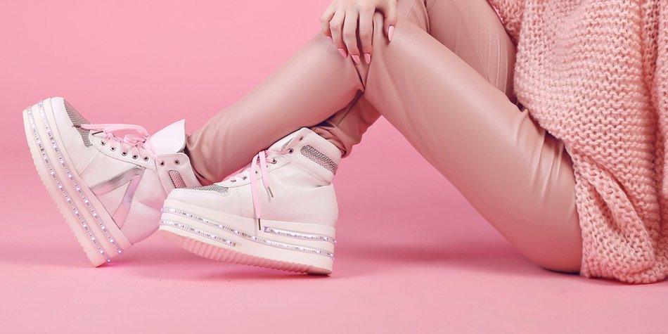 5 Sneaker-Trends für 2019, die du liebst oder hasst 5 Sneaker-Trends für 2019, die du liebst oder hasst
