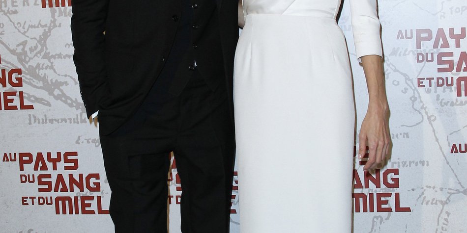 Brad Pitt und Angelina Jolie: Gibt es bald eine heimliche Hochzeit? Brad Pitt und Angelina Jolie: Gibt es bald eine heimliche Hochzeit?