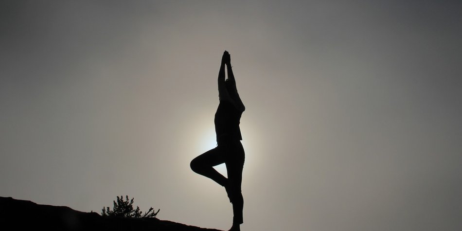 Mit Anusara Yoga im Einklang Mit Anusara Yoga im Einklang