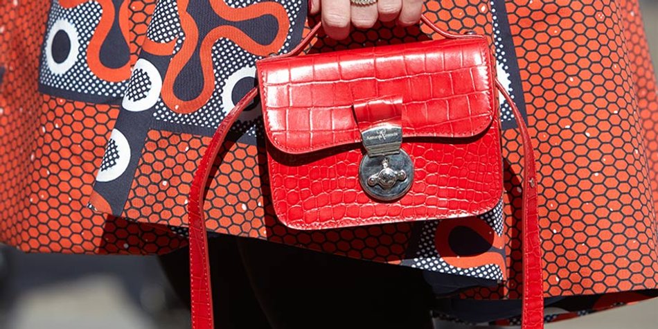 Mini-Mini-Format, aber riesiger Trend-Faktor: Die Micro-Bags kommen! Mini-Mini-Format, aber riesiger Trend-Faktor: Die Micro-Bags kommen!