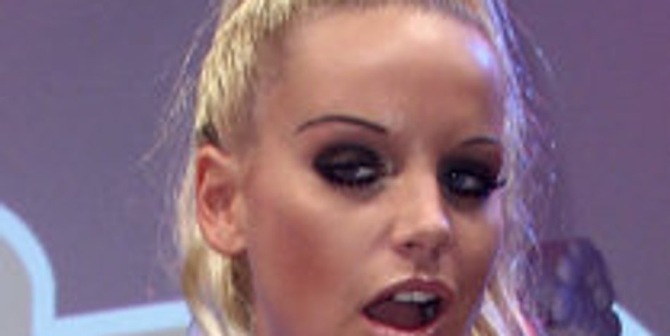 Gina-Lisa Lohfink und Sarah Knappik: Karriere statt Freundschaft Gina-Lisa Lohfink und Sarah Knappik: Karriere statt Freundschaft