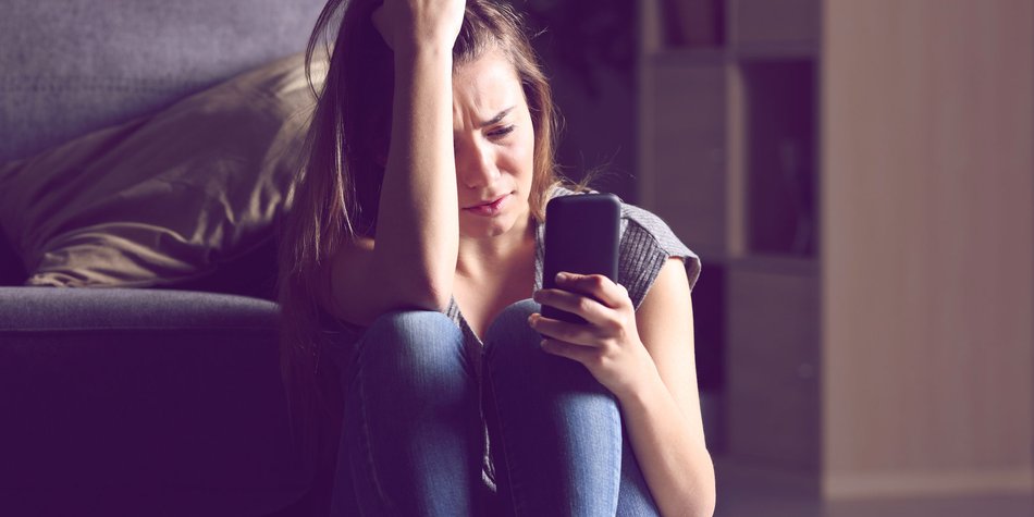Schock: Virus-SMS kontrolliert dein Handy & klaut wichtige Daten Schock: Virus-SMS kontrolliert dein Handy & klaut wichtige Daten