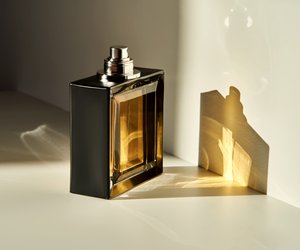 Dieses orientalische Pfirsich-Parfum von dm für sorgt für herbstliche Stimmung