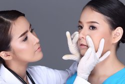 Nasenkorrektur Nachbehandlung Nasenkorrektur Nachbehandlung