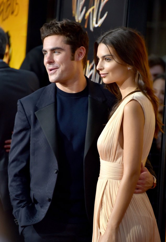 Zac Efron Zeigt Endlich Seine Neue Freundin Desired De