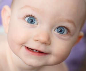 Dein Baby 8 Monate nach der Geburt