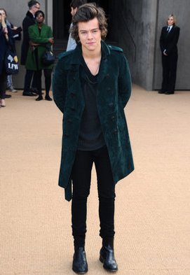 Harry Styles bei einer Modenschau Harry Styles bei einer Modenschau