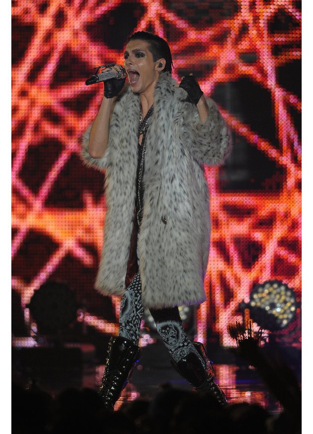 Bill Kaulitz auf der Bühne Bill Kaulitz auf der Bühne