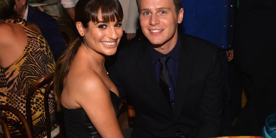 Lea Michele Eingeschneit Mit Jonathan Groff Desired De