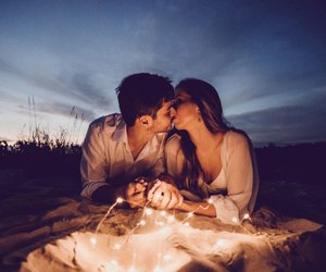 Kussexperten: Diese 5 Sternzeichen beherrschen die Kunst des Küssens