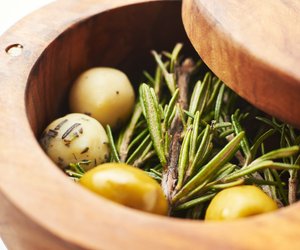 Kalorien von Oliven: Was steckt in den kleinen Früchten?