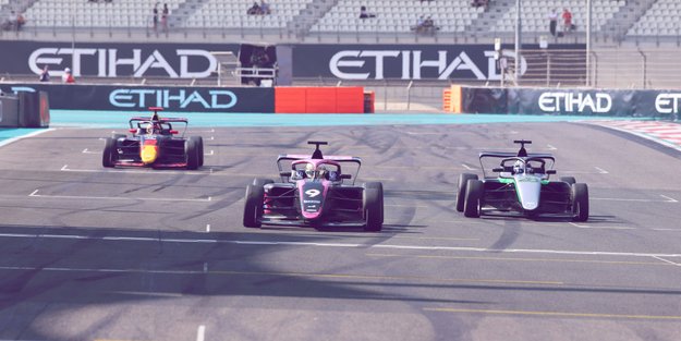 Nach „Drive to Survive“: Diese neue F1-Serie bei Netflix darfst du nicht verpassen!