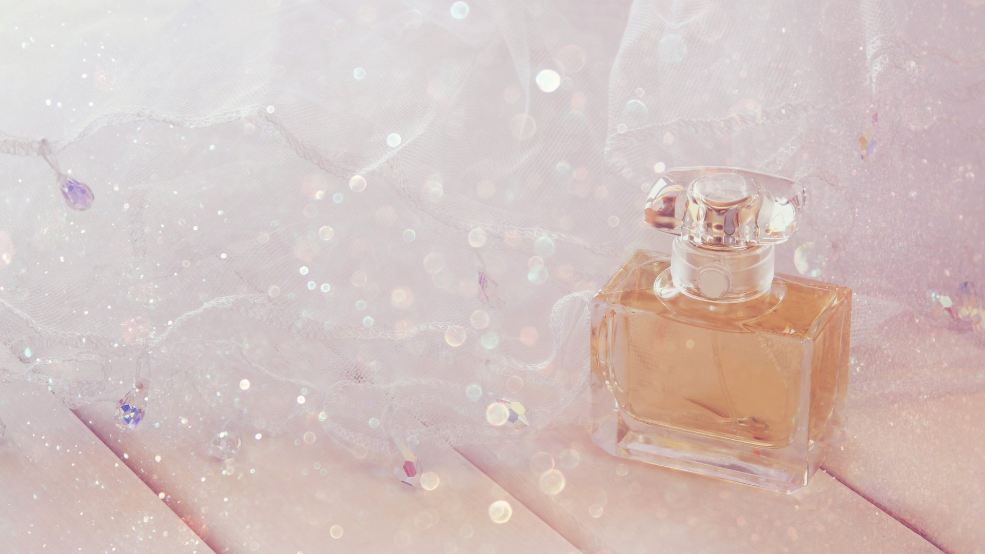 Dieses-Beeren-Parfum-mit-Gourmand-Note-ist-einfach-unwiderstehlich