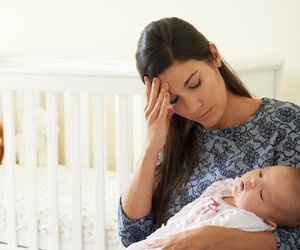 Postnatale Depression: Symptome & Therapie